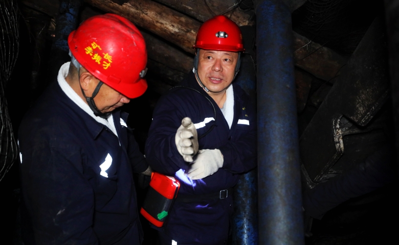 張秉德到新陸礦調研檢查工作